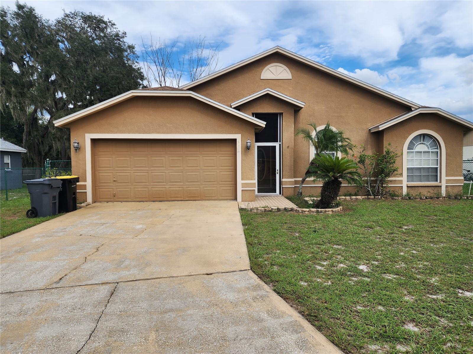 Winter Haven, FL Home For Sale
